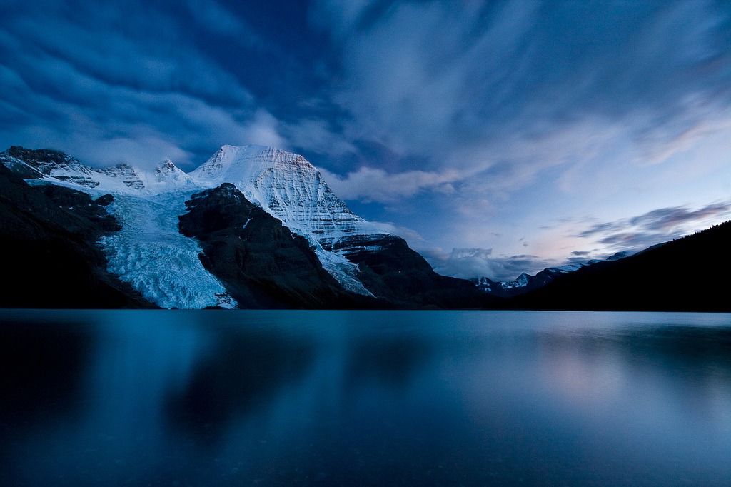 Berg Lake at Dusk